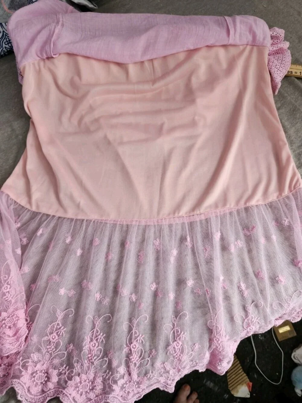 Pink Pineapple gauzy pink layered tank xl lacy hem - Picture 8 of 8